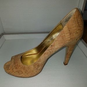 Cork Nine West peep toe pumps